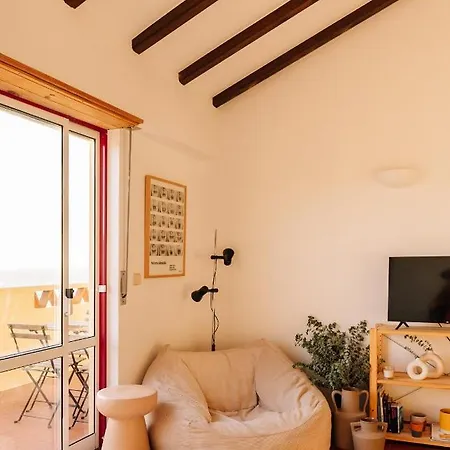 شقة Patio Rooftop - Sea View In Center Of Santa Cruz Silveira (Lisbon)